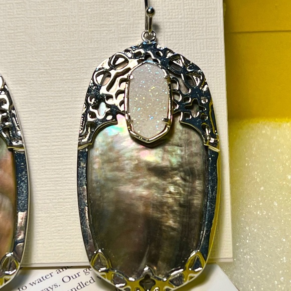 NWT Kendra Scott Deva Earrings Black Pearl Iridescent Drusy & Silver SUPER RARE - Picture 8 of 16